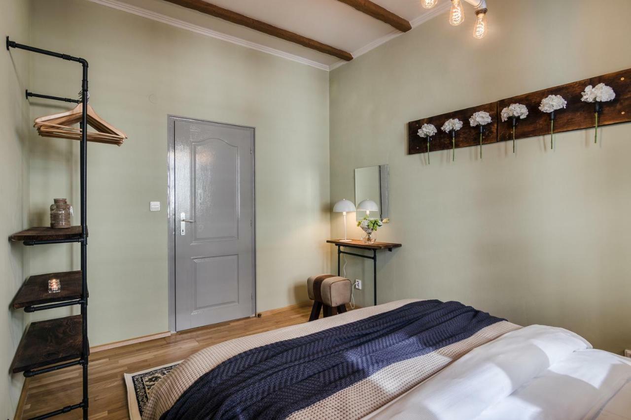 Apartment Old Town Square By Michal&friends Prag